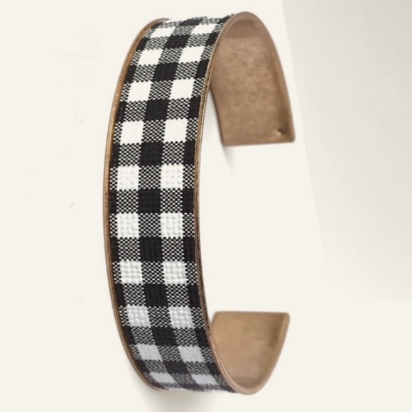 ✌🏼 #1268 Faux Leather Black And White Plaid Cuff Bracelet - Picture 7 of 17